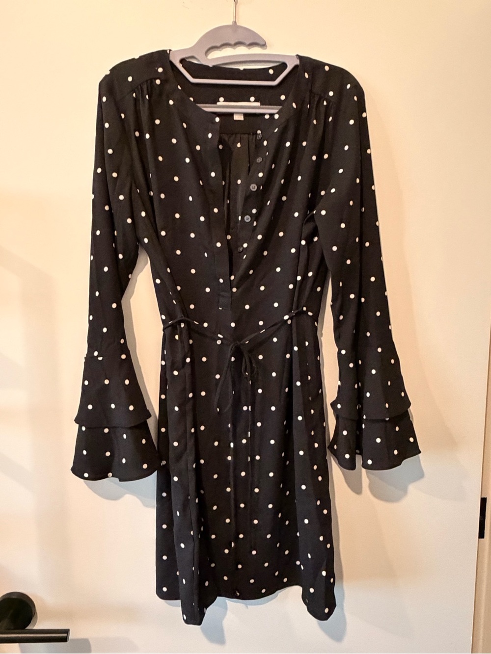 LOFT Black and White Polka Dot Tiered Ruffle Sleeve Dress